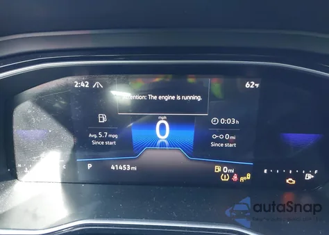 2024 Volkswagen Jetta 1.5T Sport z USA, uszkodzony, nr VIN 3VWBM7BU5RM082790